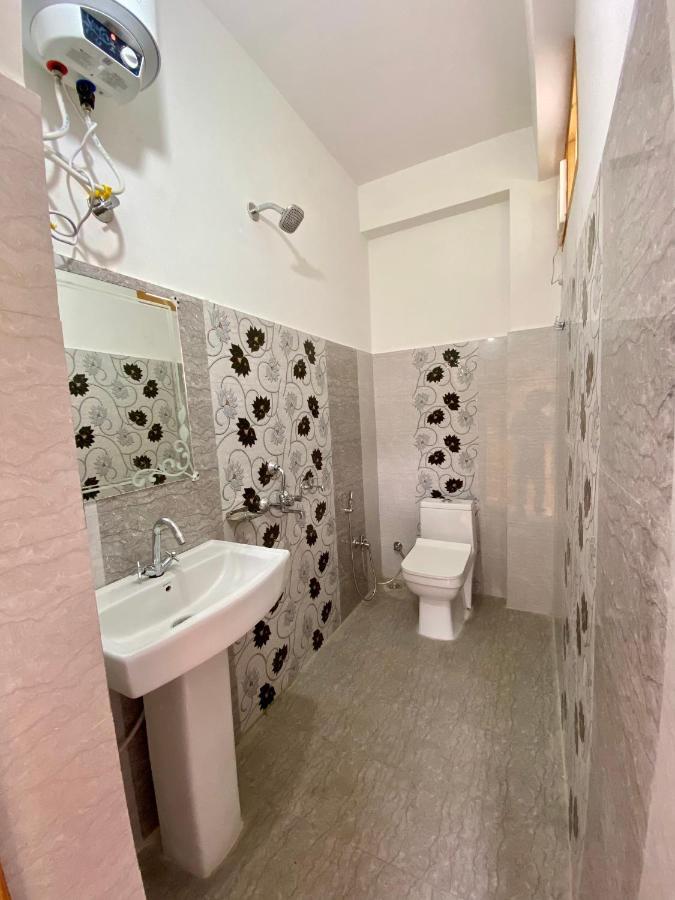 Hotel Mansarovar Inn Munsyari Zewnętrze zdjęcie